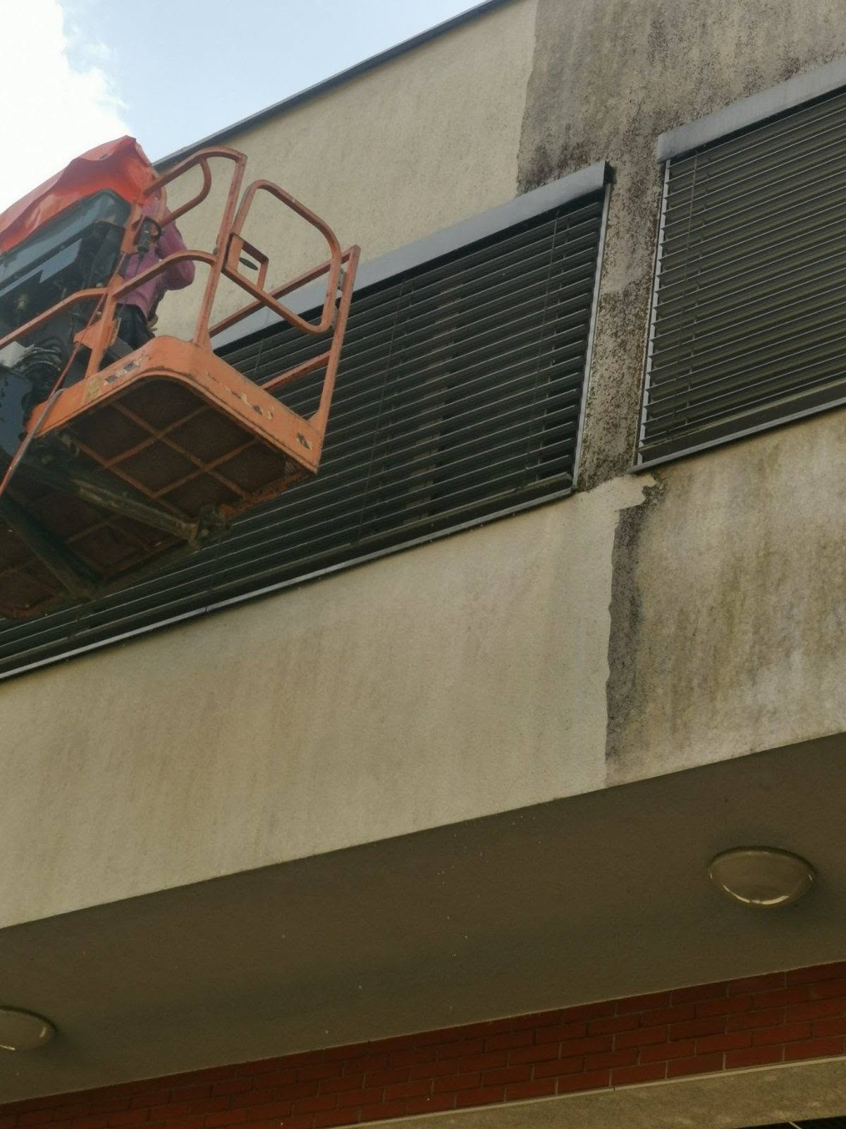 Fasada, Frančiškanski samostan Vič — foto 3