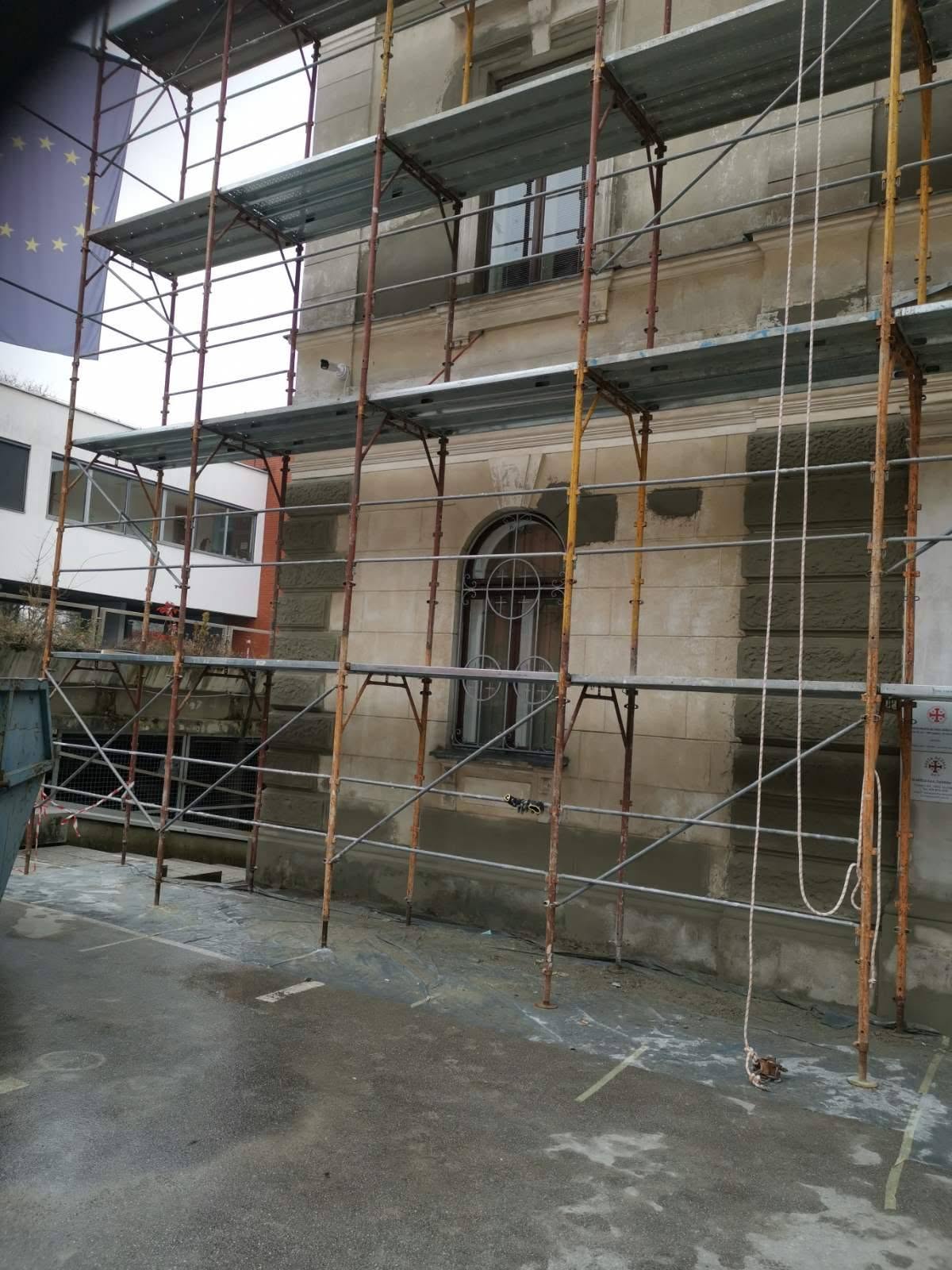 Fasada, Frančiškanski samostan Vič — foto 6
