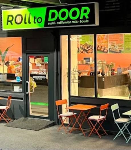 Roll to Door, Šiška — foto 9